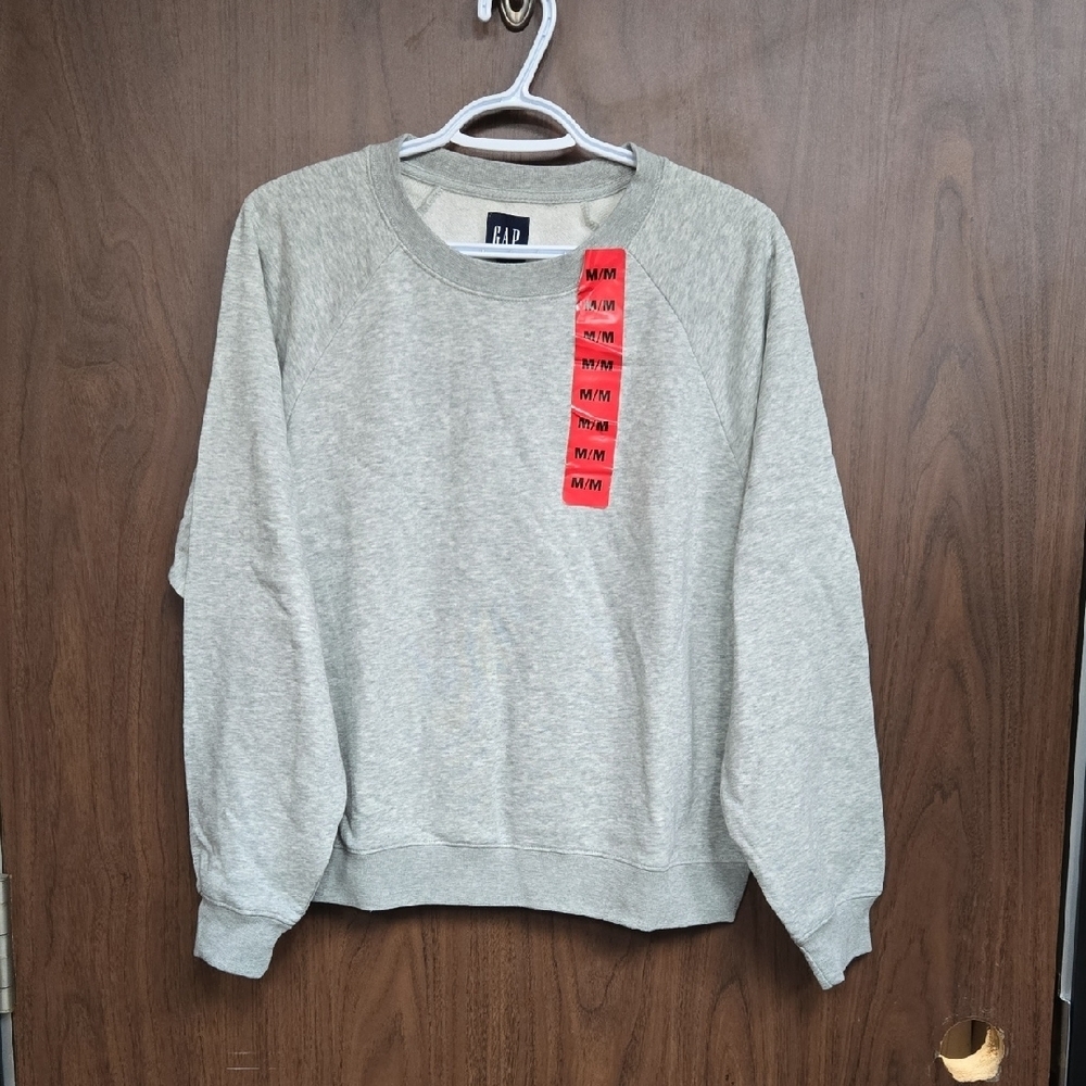 GAP Size M Heathered Grey Fleece Lined Crew Neck Sweatshirt